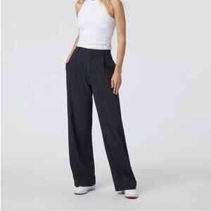 Vuori Villa Wide Leg Trouser - Short - Women's Medium